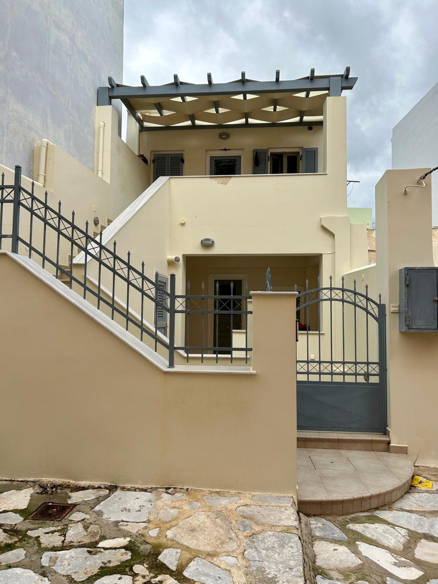 Giasemi Syros Daire Ermoupoli Dış mekan fotoğraf